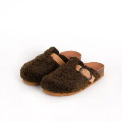 Clog fae oval