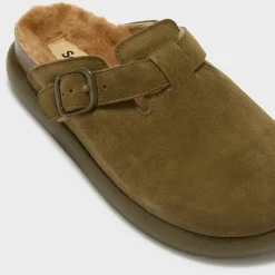 Mules fae chunky